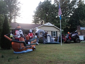 2011-10-17 - Halloween Decorations