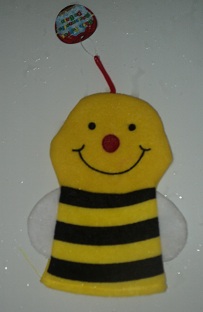 2012-06-21 - Bumble Bee Mitt