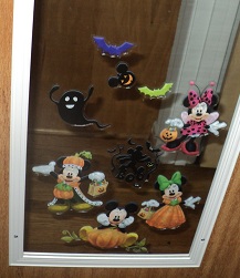 2012-09-26 - Mickey Mouse Halloween Window Clings