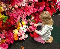 2013-09-26 - Katie And The Flowers