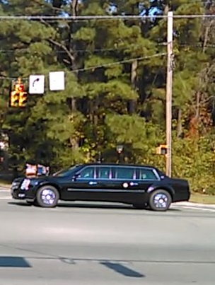 2016-11-02-presidential-motorcade